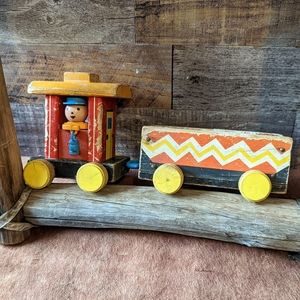 1960's Fisher Price Caboose & Wagon Vintage Collectible Huffy Puffy Train Set